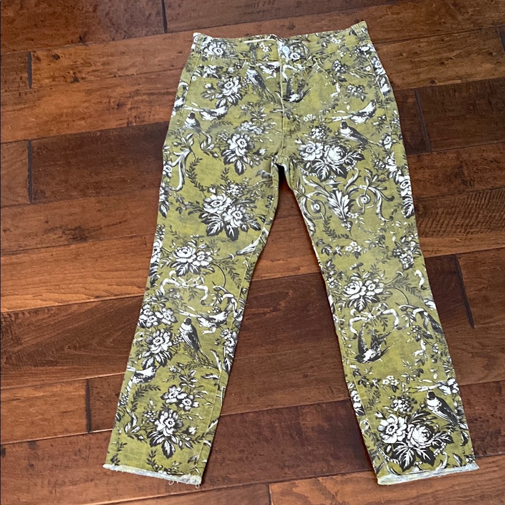 Anthropologie Pilcro floral pattern pants, size 28